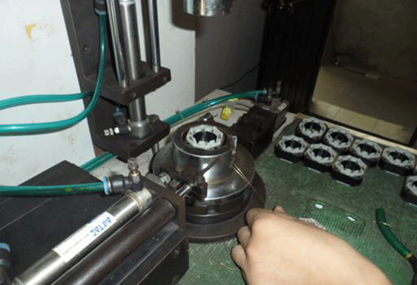 步進(jìn)電機(jī)運(yùn)轉(zhuǎn)不正常的原因——西安泰富西瑪電機(jī)(西安西瑪電機(jī)集團(tuán)股份有限公司)官方網(wǎng)站 步進(jìn)電機(jī)運(yùn)轉(zhuǎn)不正常的原因——西安泰富西瑪電機(jī)(西安西瑪電機(jī)集團(tuán)股份有限公司)官方網(wǎng)站