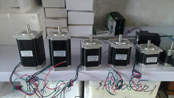 選擇步進電機的基本原則——西安泰富西瑪電機(西安西瑪電機集團股份有限公司)官方網(wǎng)站 選擇步進電機的基本原則——西安泰富西瑪電機(西安西瑪電機集團股份有限公司)官方網(wǎng)站