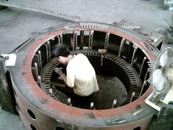 直流電動(dòng)機(jī)故障檢修的九種方法——西安泰富西瑪電機(jī)(西安西瑪電機(jī)集團(tuán)股份有限公司)官方網(wǎng)站 直流電動(dòng)機(jī)故障檢修的九種方法——西安泰富西瑪電機(jī)(西安西瑪電機(jī)集團(tuán)股份有限公司)官方網(wǎng)站